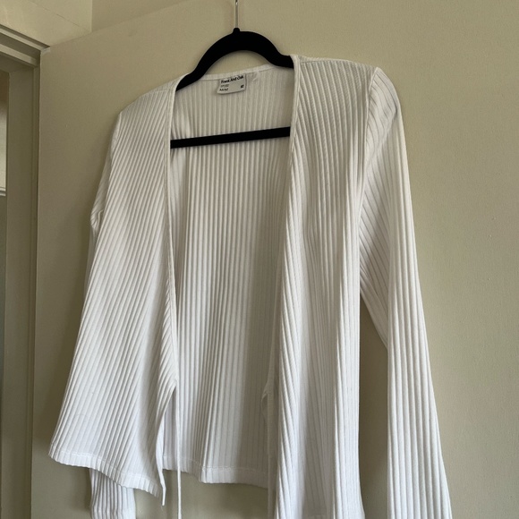 Frank & Oak White Ribbed Wrap Tie-Front Shirt / Blouse - Picture 6 of 7